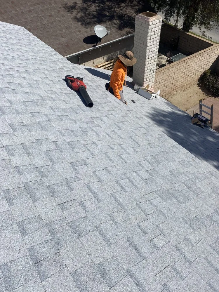 Slide of Jimgov Roofing