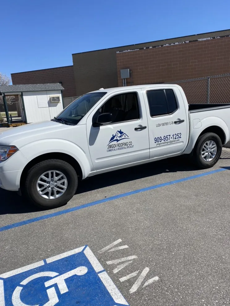 Slide of Jimgov Roofing