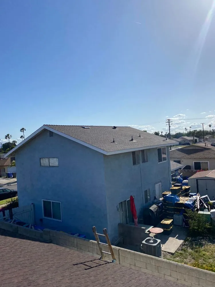 Slide of Jimgov Roofing