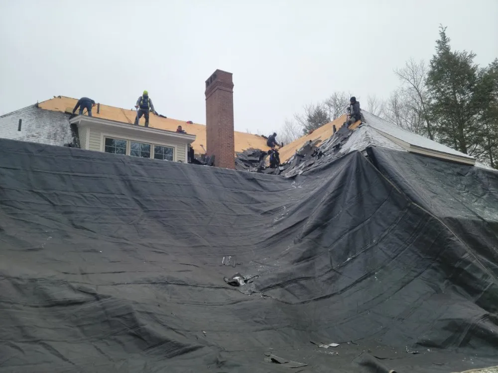 Slide of J&J Building and Restoration