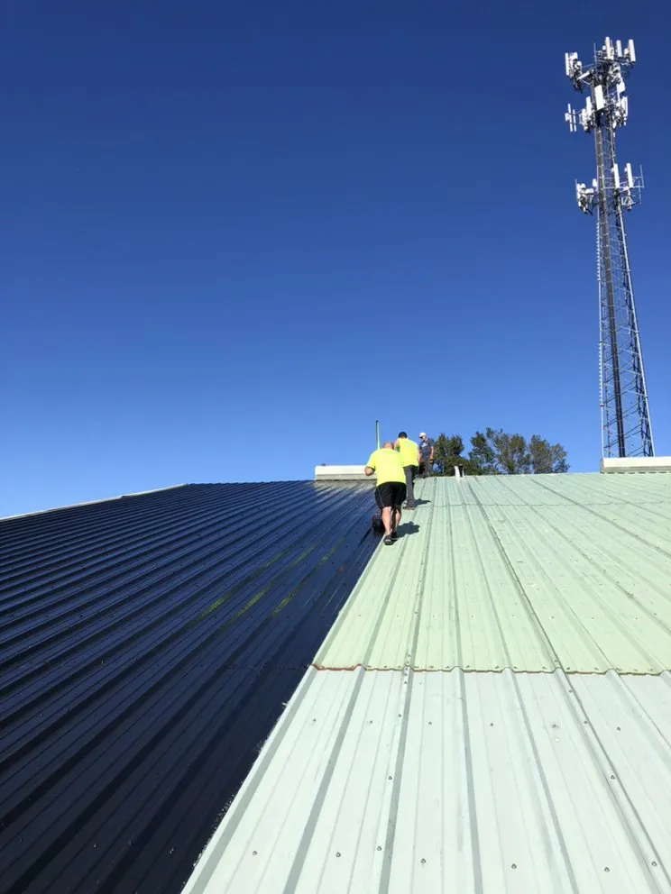 Slide of J&J Commercial Roofing