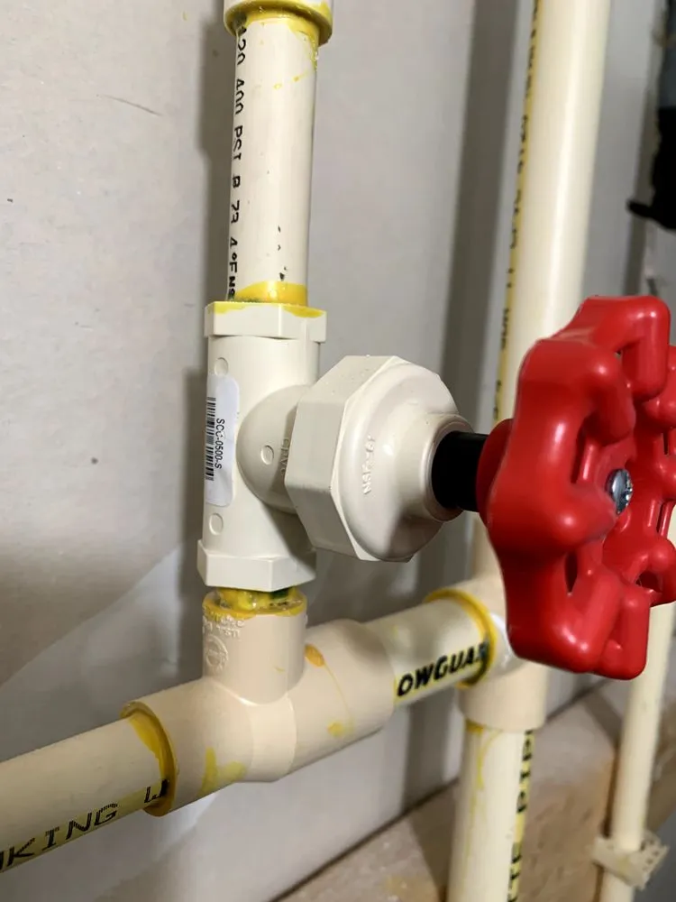 Slide of JJ Diaz Contractor