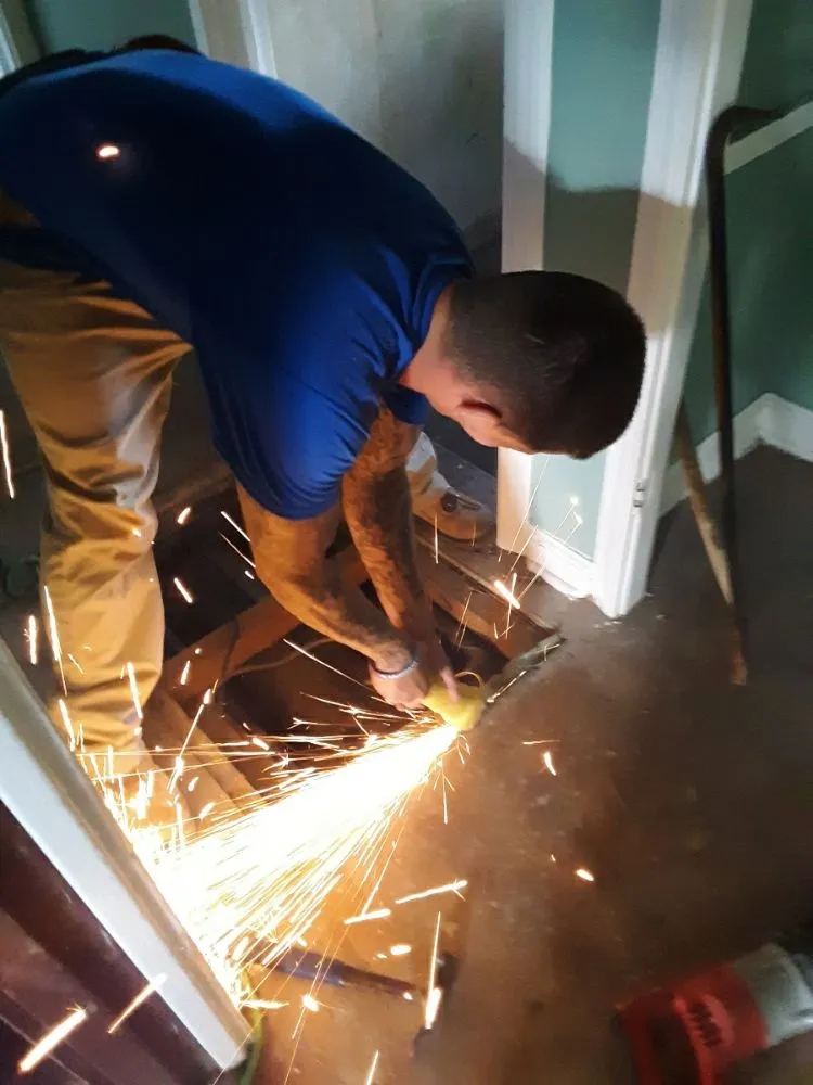 Slide of J&J Floors and Renovations