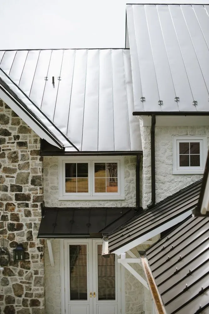 Slide of J&J General Construction