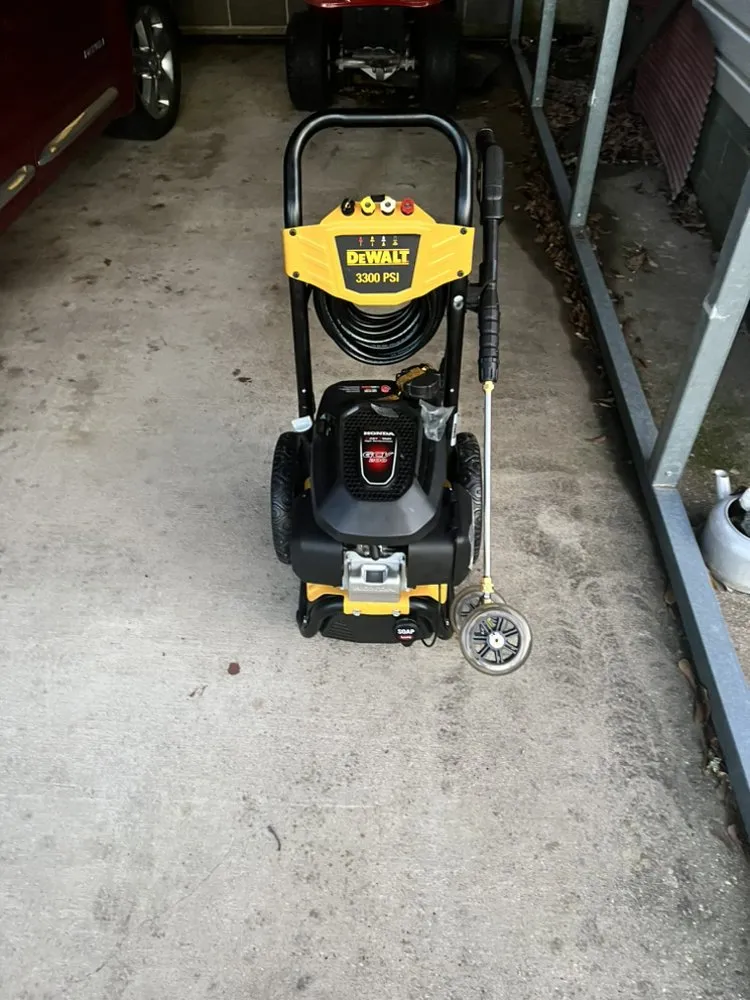 Slide of J&J Power Washing