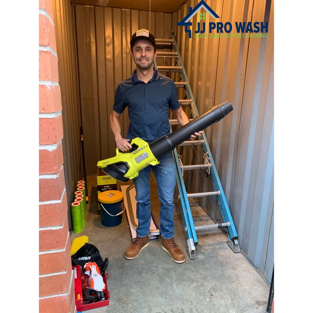 Slide of JJ Pro Wash