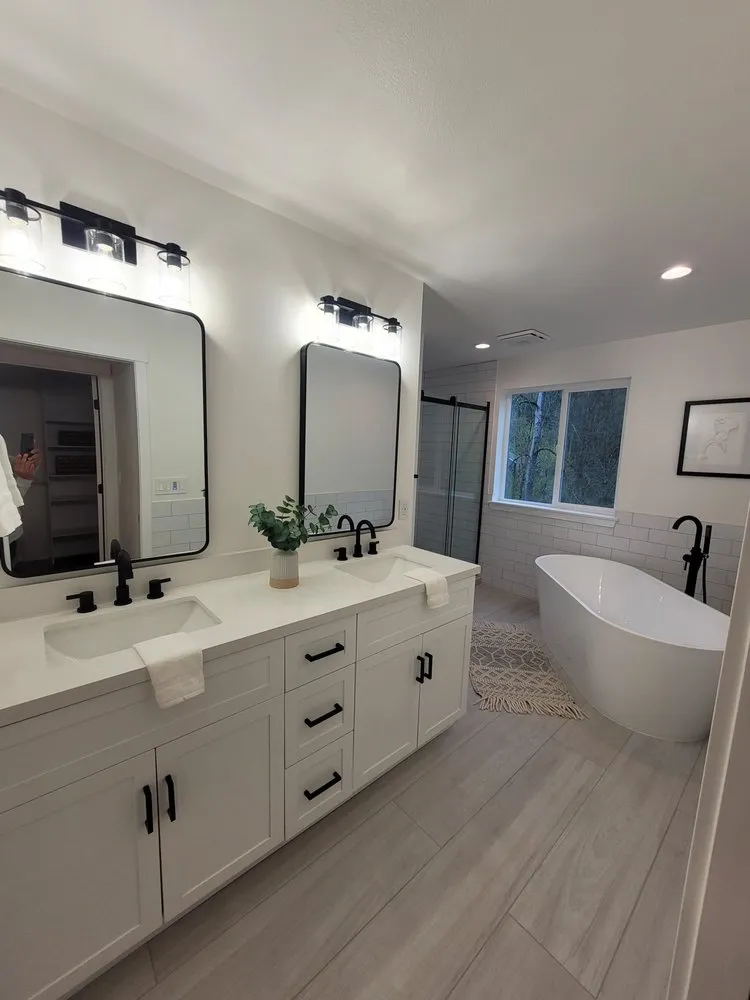 Slide of J&J Remodeling and Painting