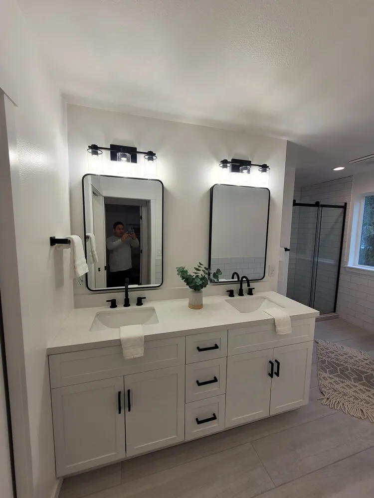 Slide of J&J Remodeling and Painting