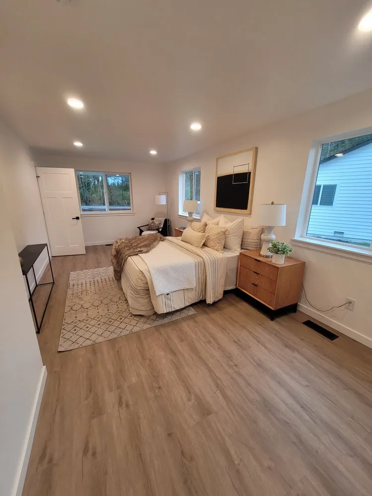 Slide of J&J Remodeling and Painting