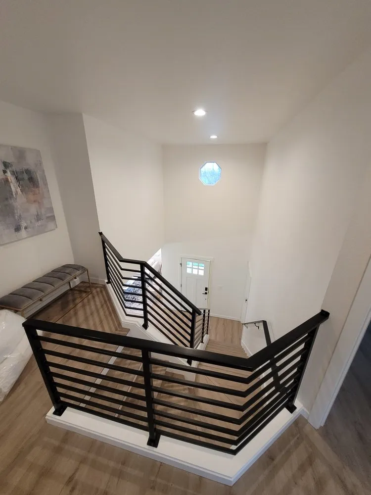 Slide of J&J Remodeling and Painting