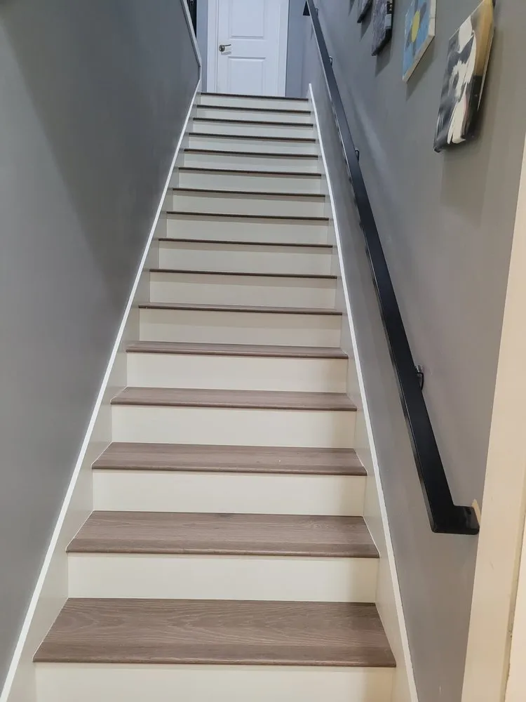 Slide of J&J Remodeling and Painting