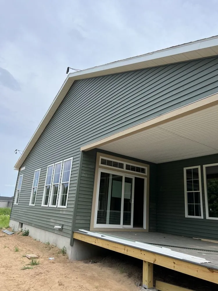 Expert roof leak repair in Phoenix, NY, NY - J&J Renovations of CNY