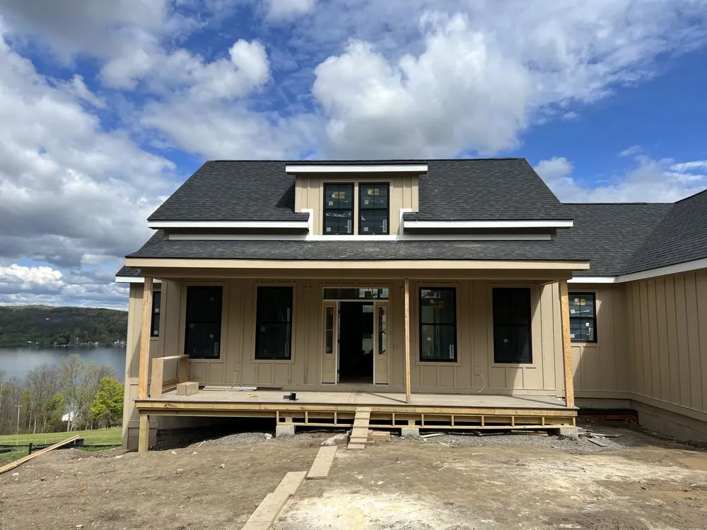 Emergency roof repair experts serving Phoenix, NY, NY - J&J Renovations of CNY