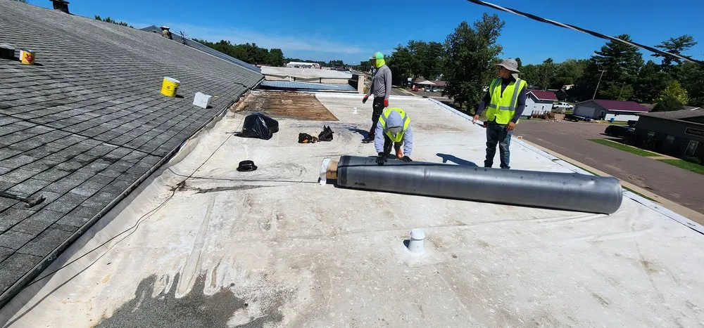 Licensed roof replacement with free inspection across Summit Lake, WI - J&J Restoration