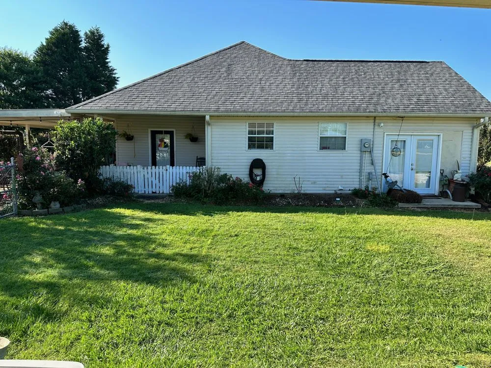 Slide of JJ Roofing & Construction