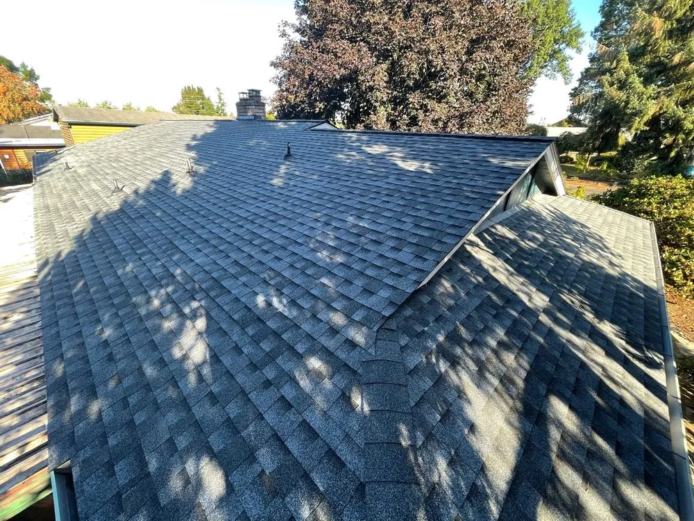 Slide of J&J Roofing & Construction