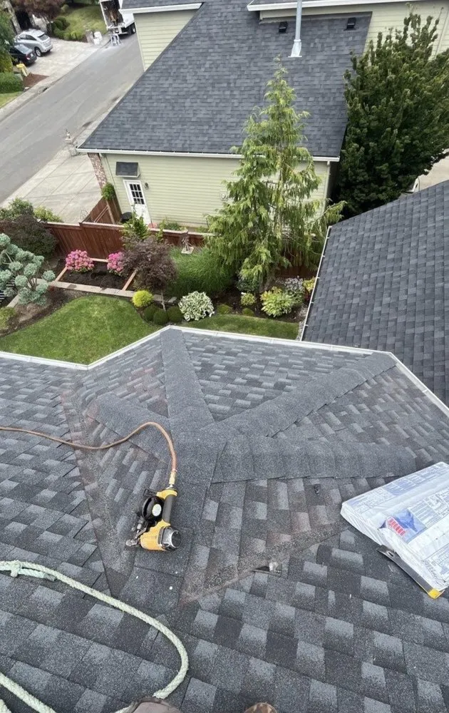 Slide of J&J Roofing & Construction