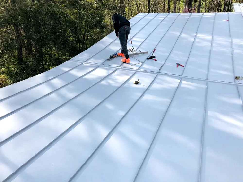 Slide of J&J Roofing