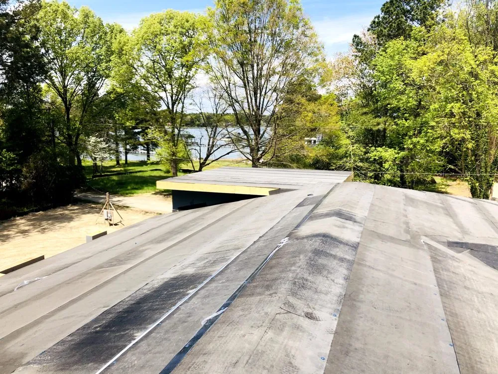 Slide of J&J Roofing