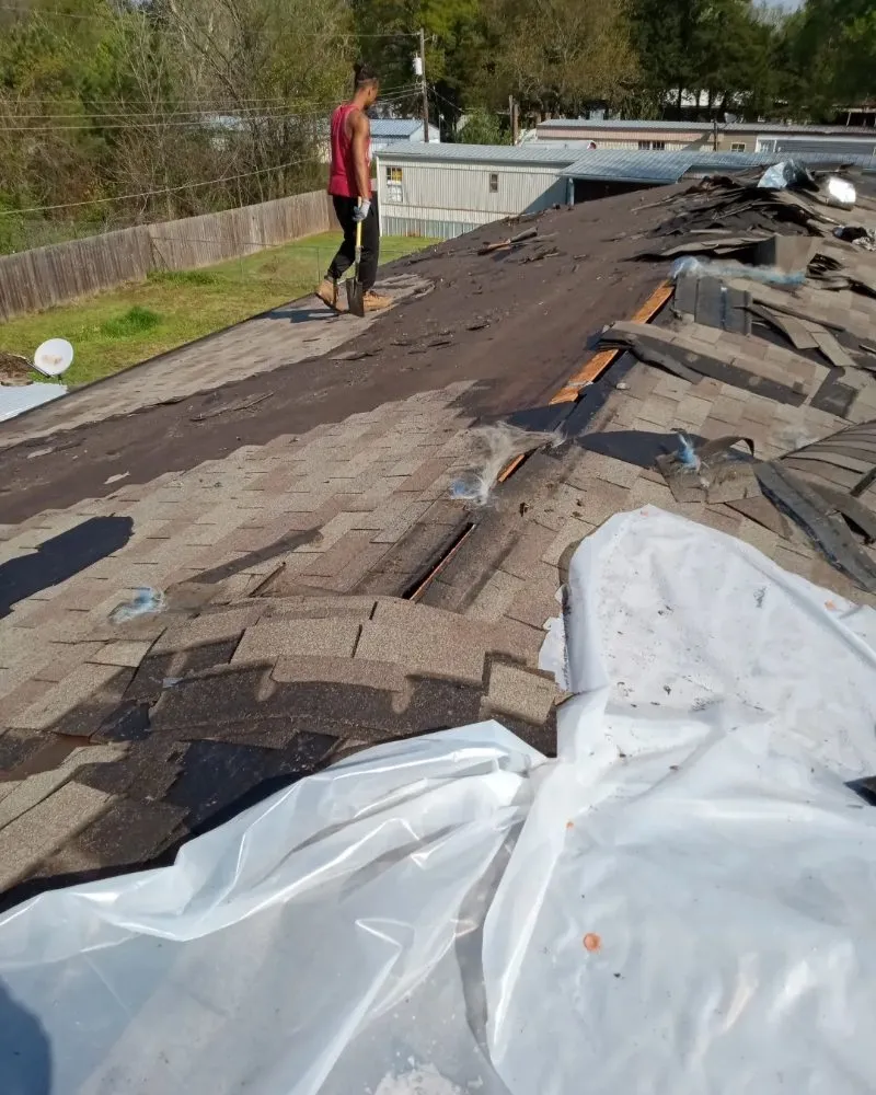 Slide of J&J Roofing