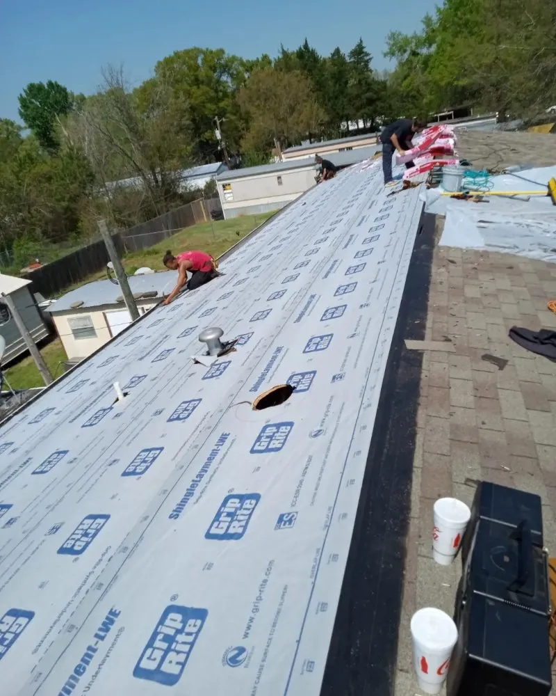 Slide of J&J Roofing