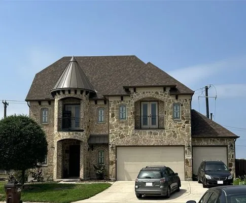 J&J Strong Roofing Logo