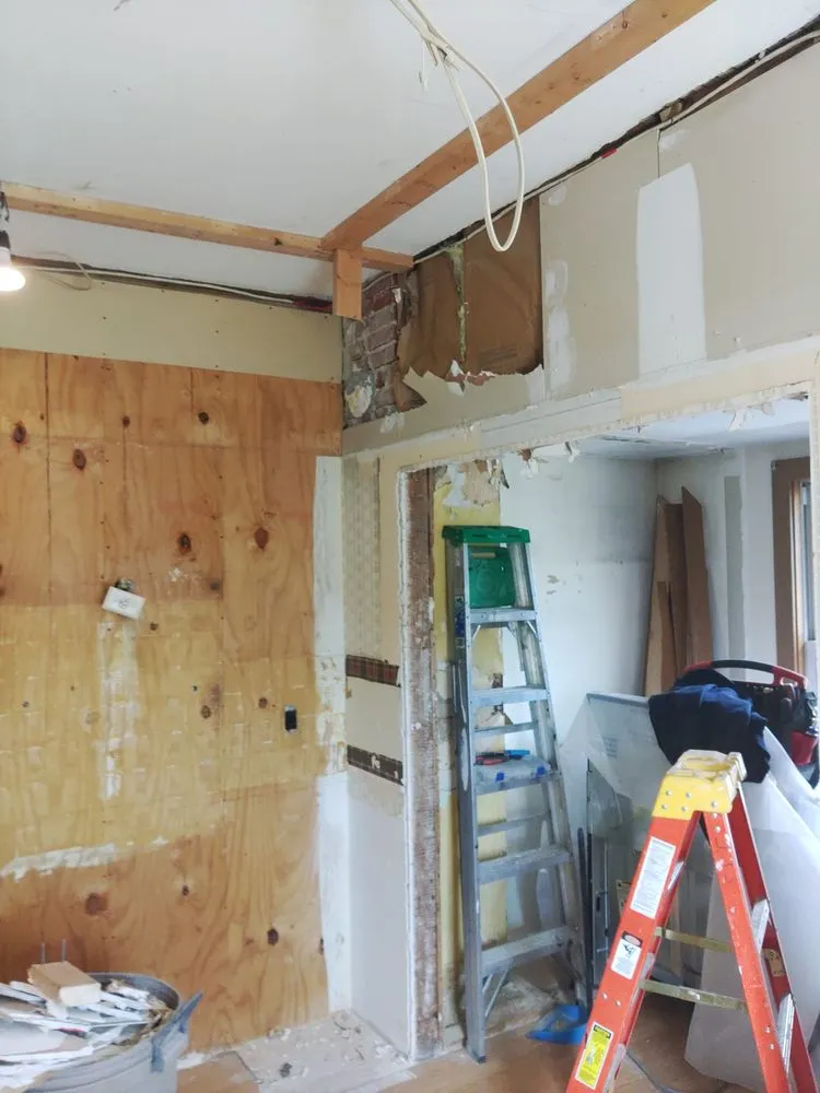 Slide of JJS Custom Carpentry