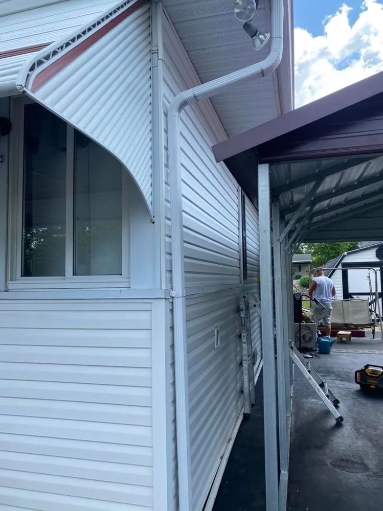 Slide of JJS Custom Carpentry