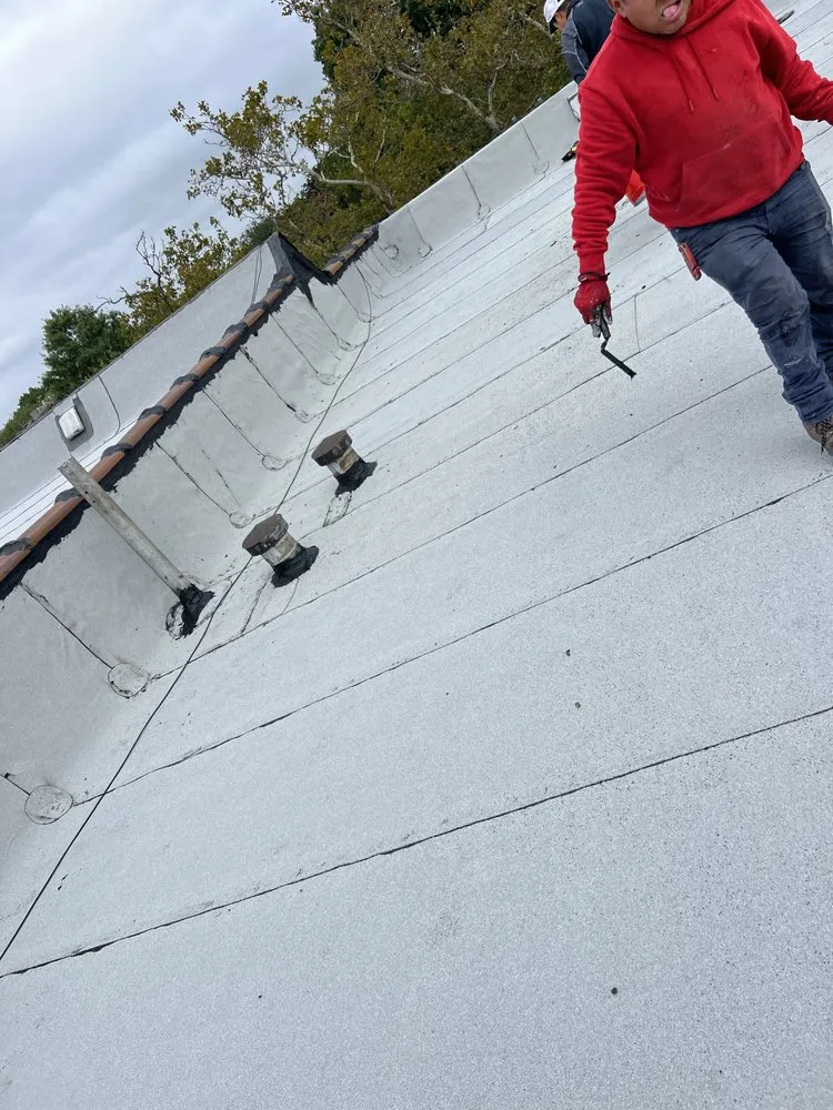 Slide of JJ's Roofing