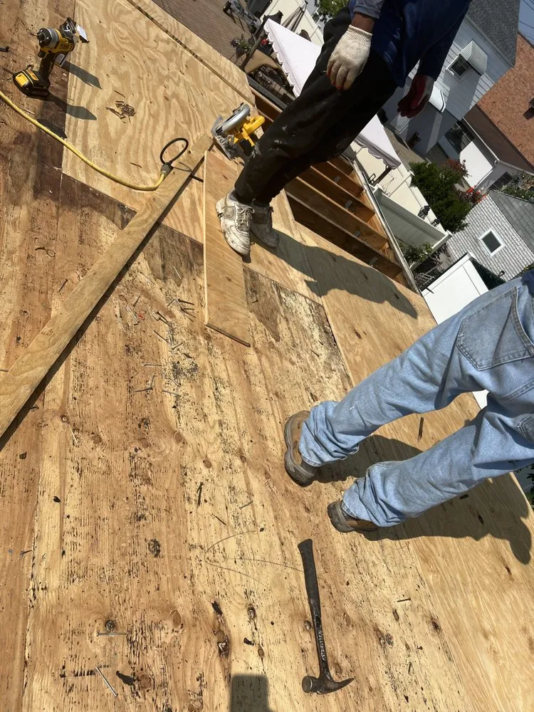 Slide of JJ's Roofing