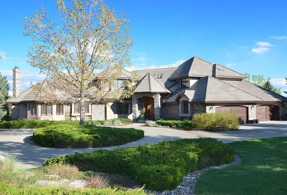 Slide of J&K Roofing