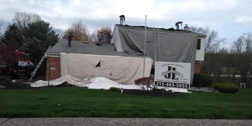 Licensed roof repair in Huntingdon Valley, PA - JL Roofing and Siding