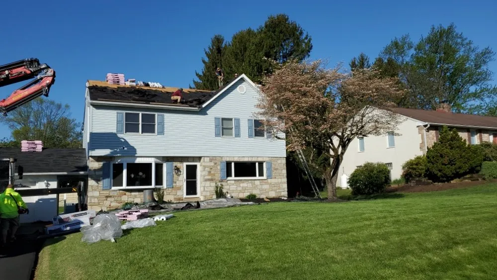 Top-rated roof inspection experts serving Huntingdon Valley, PA - JL Roofing and Siding
