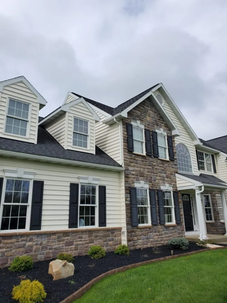 Local roof installation in Huntingdon Valley, PA by JL Roofing and Siding