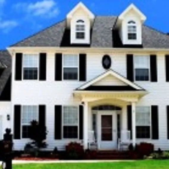 Top-rated flat roof repair after storm damage in Huntingdon Valley, PA by JL Roofing and Siding