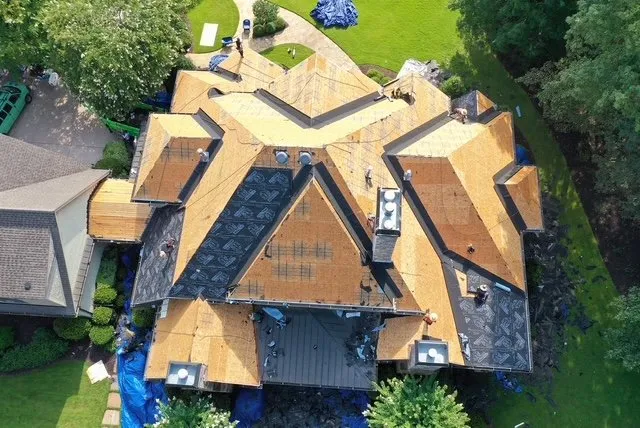 Slide of J&L Roofing