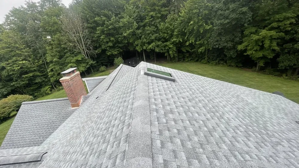 Slide of JLeo Roofing