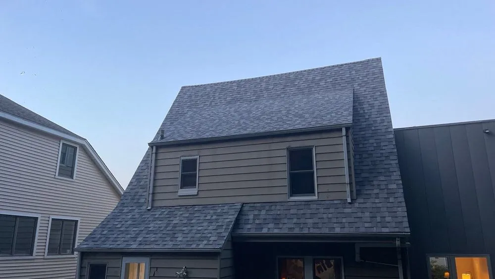 Slide of JLeo Roofing