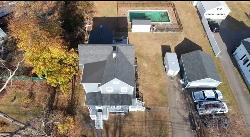 Slide of JLeo Roofing