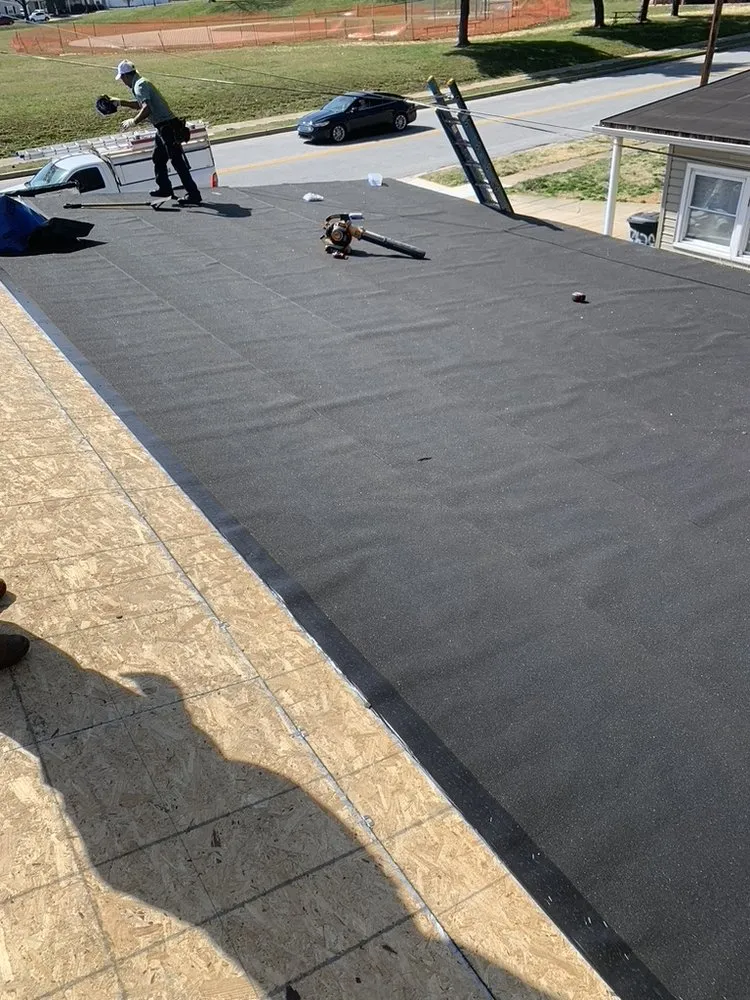 Slide of JLeon Contractor