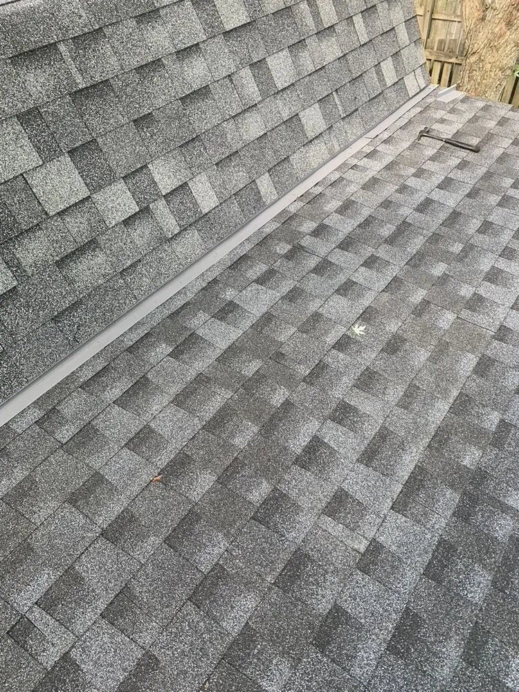 Slide of JLeon Contractor