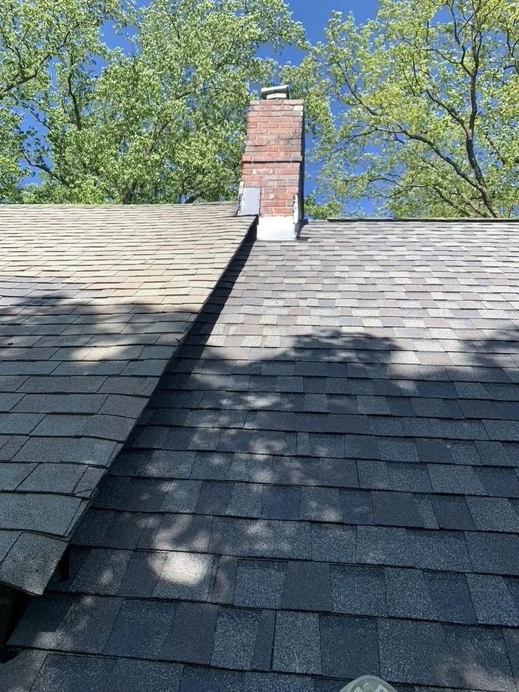 Slide of JLeon Contractor