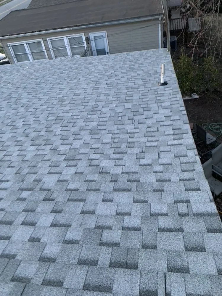 Slide of JLeon Contractor