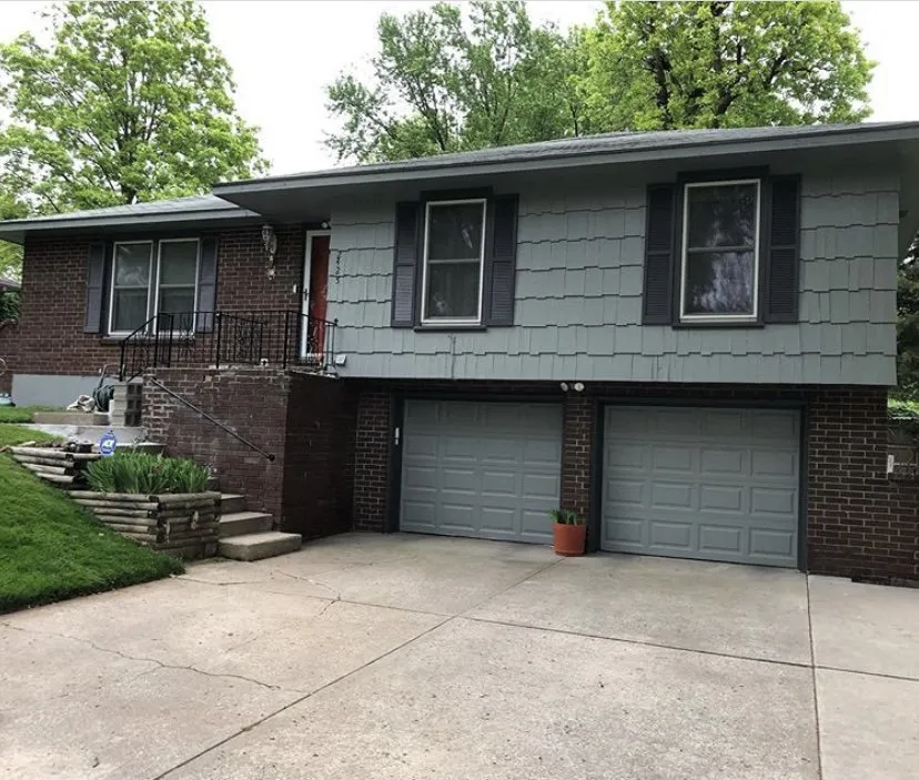 Slide of JLM Construction