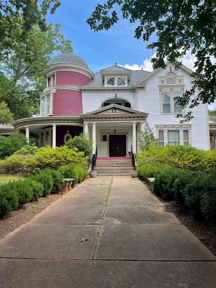 Slide of JLuna Roofing