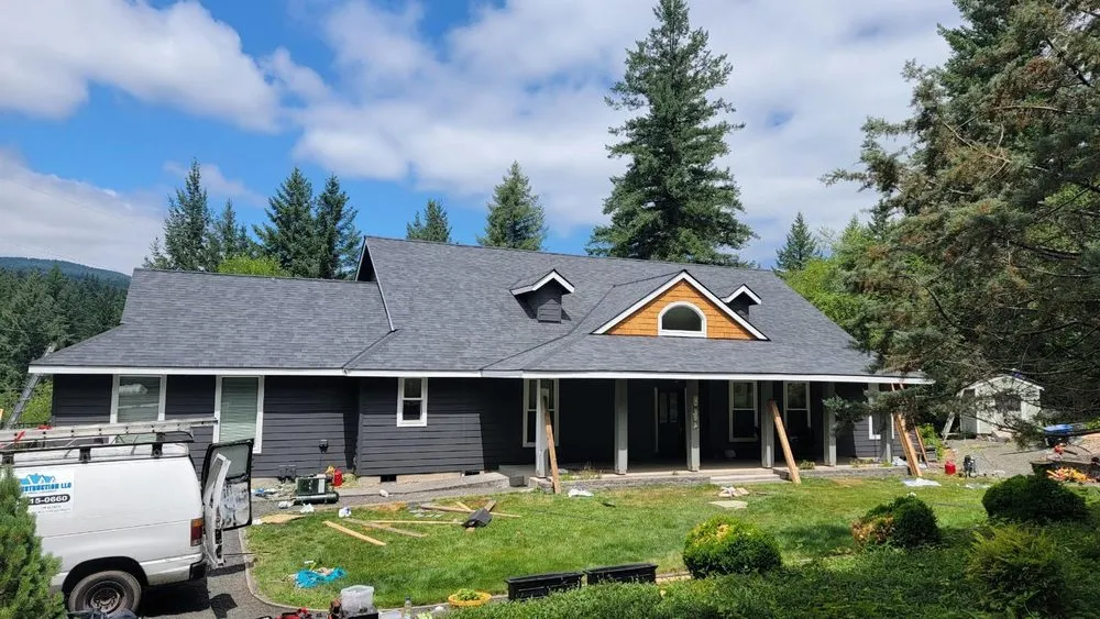 Slide of JLV Construction