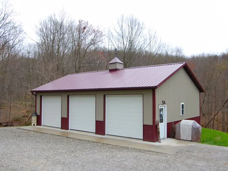Local roof installation experts serving Fredericksburg, OH - J&M Carpentry