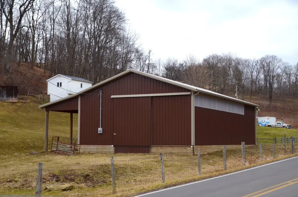 Top-rated storm damage roof repair in Fredericksburg, OH by J&M Carpentry