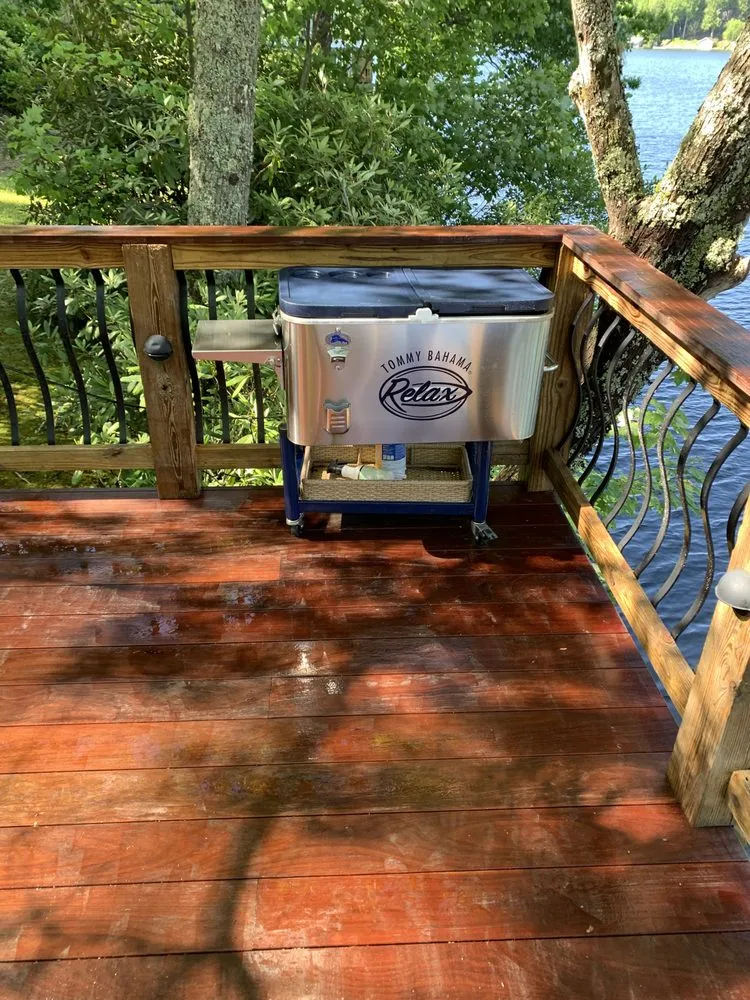 Slide of JM Construction & Pressure Washing