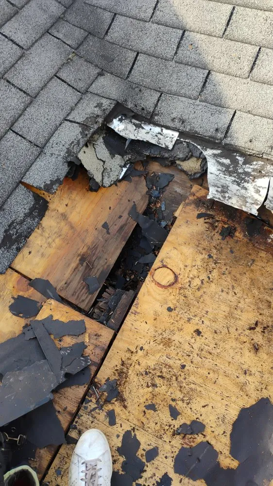 Top-rated flat roof repair in Beech Creek, PA by Jm Construction